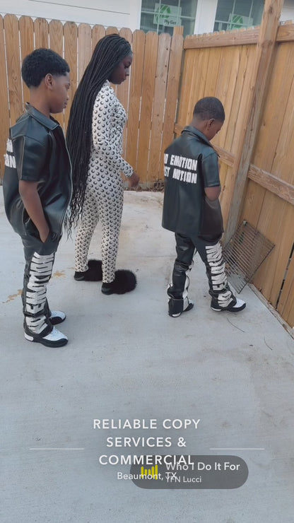 Kids pants sets